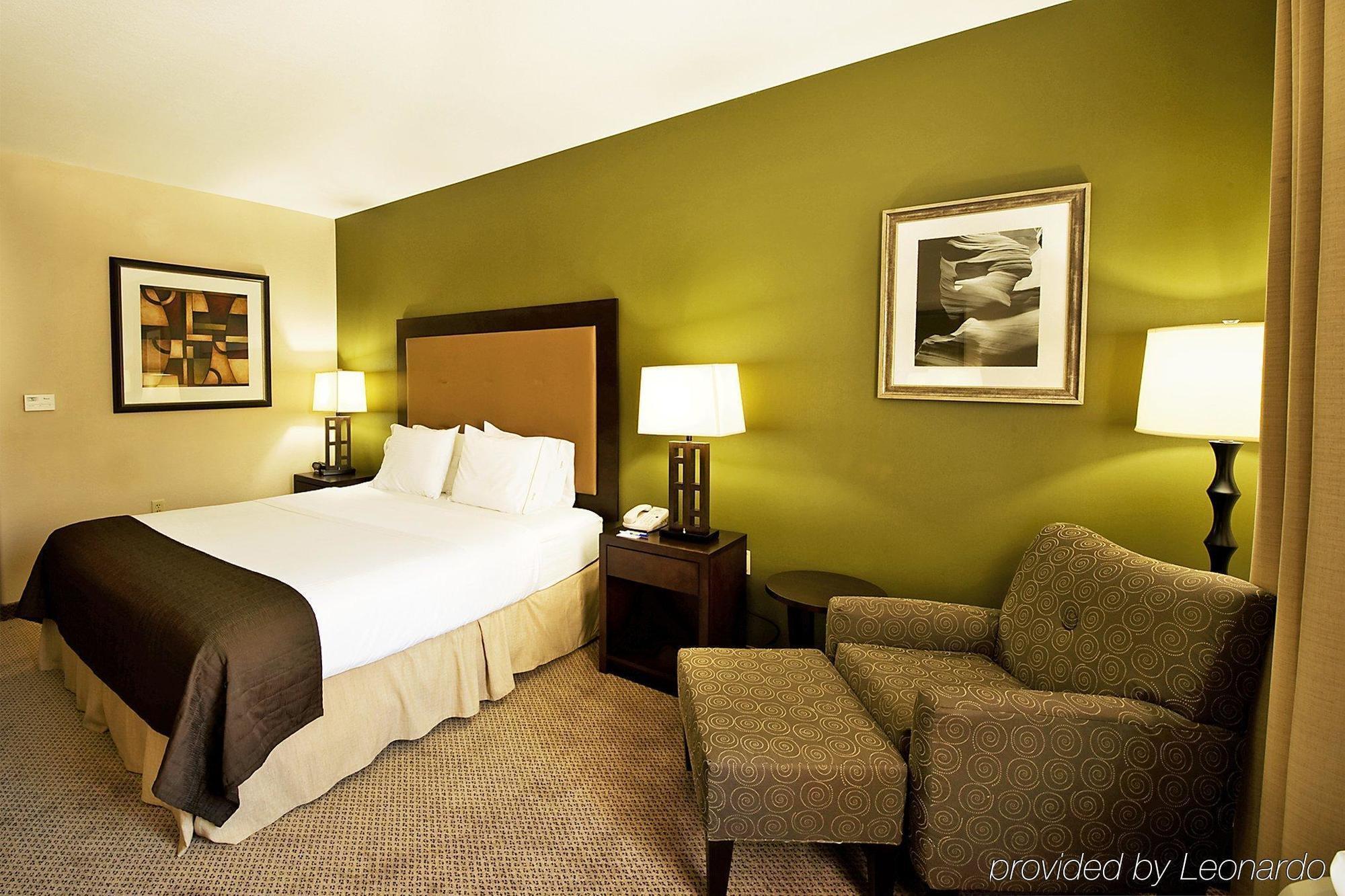Holiday Inn Express & Suites Phoenix Glendale Dist, An Ihg Hotel Exterior foto